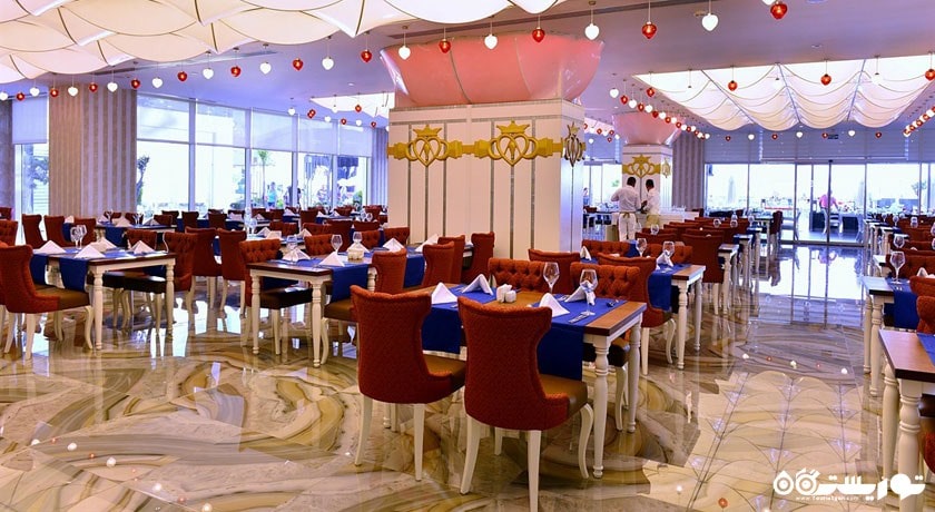 رستوران ارکسترا هتل آزورا دلوکس اسپا اند ریزورت